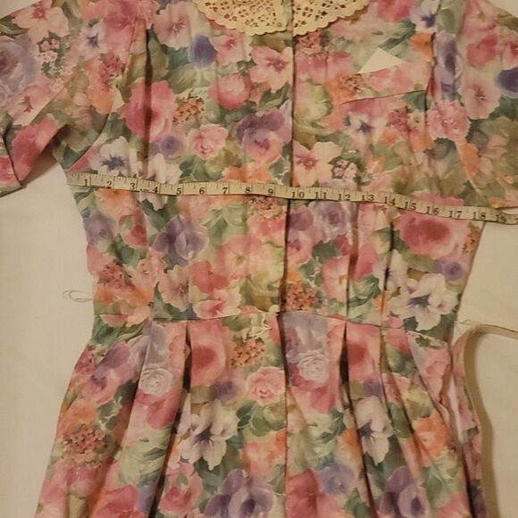COPY - Vintage. Cottagecore Penbrooke Lane vintage dress 12 - Picture 4 of 10